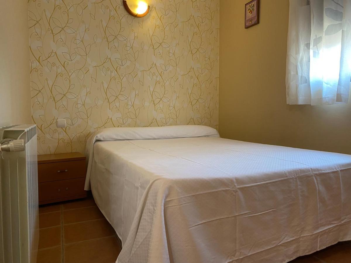 Apartamentos Rurales "La Fuentecilla" Banos De Montemayor Dış mekan fotoğraf