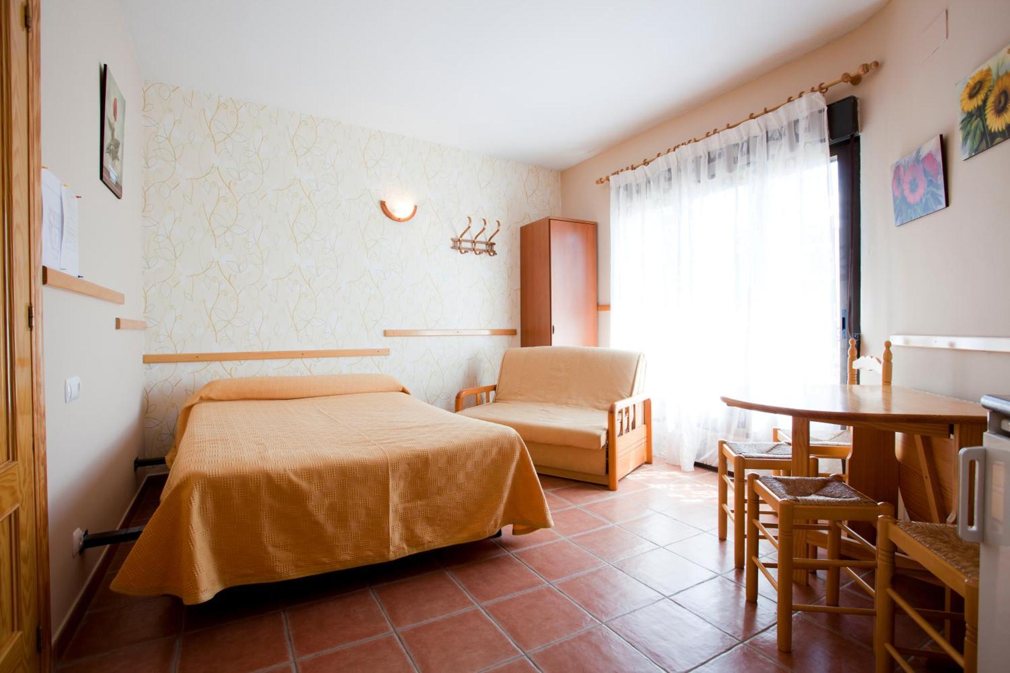 Apartamentos Rurales "La Fuentecilla" Banos De Montemayor Dış mekan fotoğraf