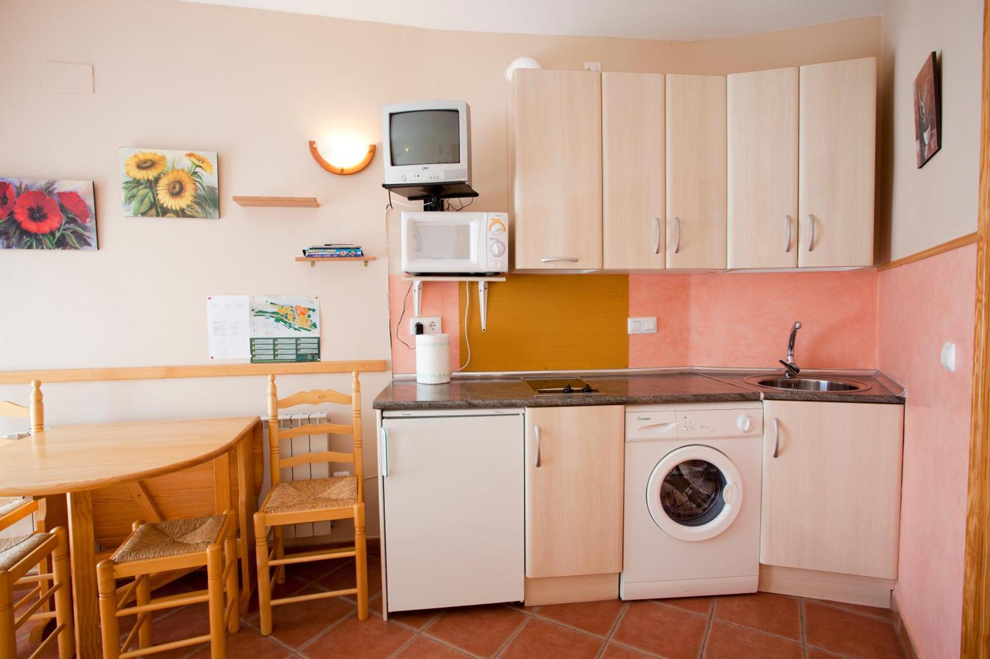 Apartamentos Rurales "La Fuentecilla" Banos De Montemayor Dış mekan fotoğraf